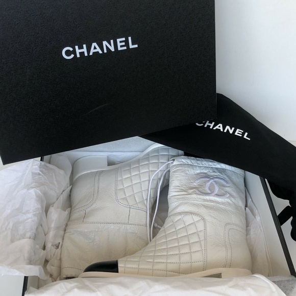 Chanel Crumpled Calfskin Cap Toe Short Boots - Picture 3 of 8